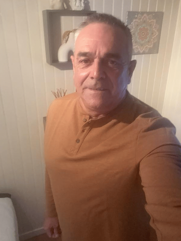 Sergio  62 ans Bignicourt sur Saulx