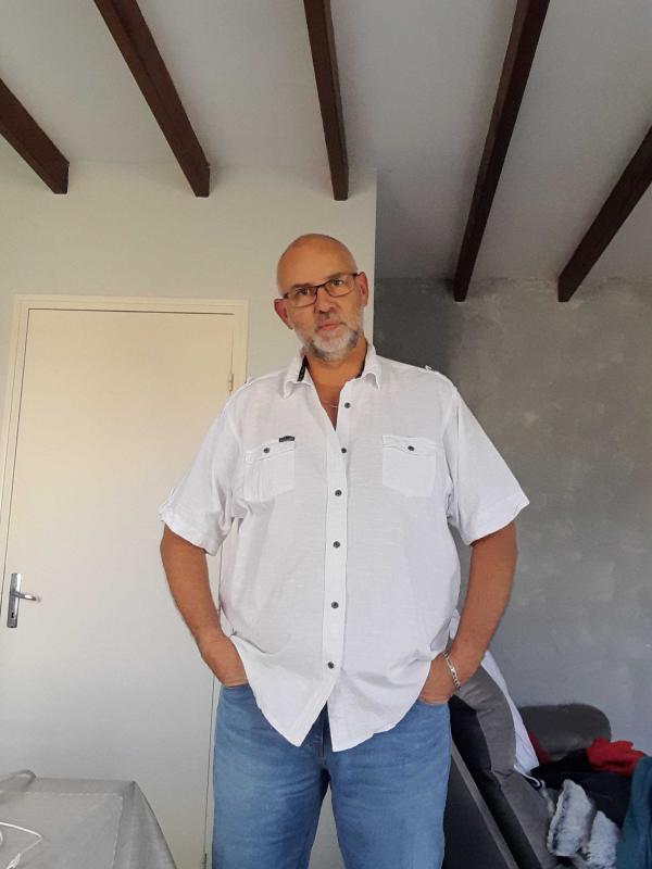olivier 55 ans Surgères