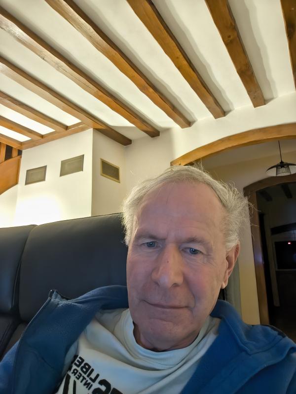 Stephen  66 ans Amfreville la Campagne