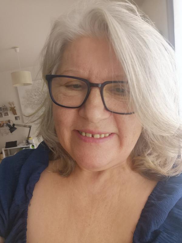 Mariana 64 ans Rennes