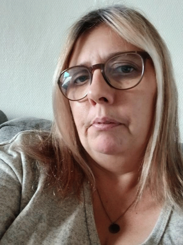 Laetitia 47 ans Octeville