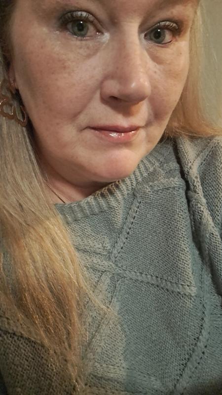 Stephanie  49 ans Fargniers