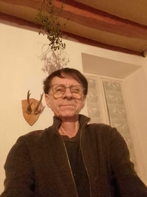 Coco 64 ans Saint Maurice sur Aveyron