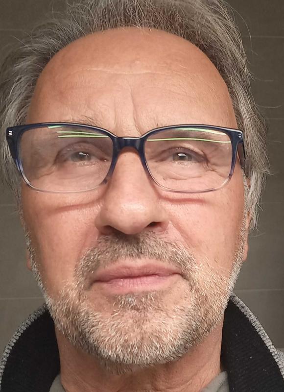 Dominique  68 ans Canet en Roussillon