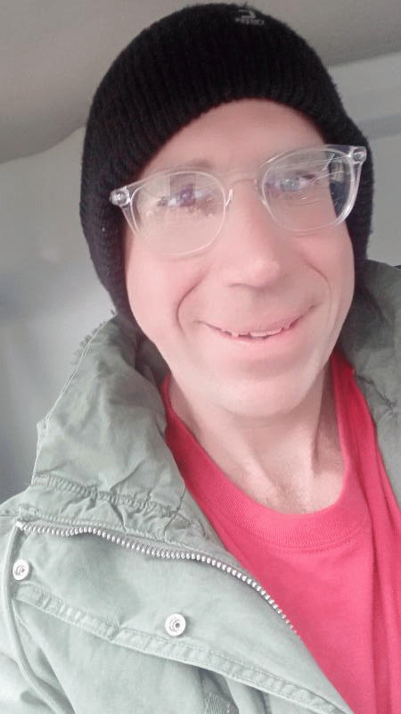 Jean guy  42 ans Avrillé