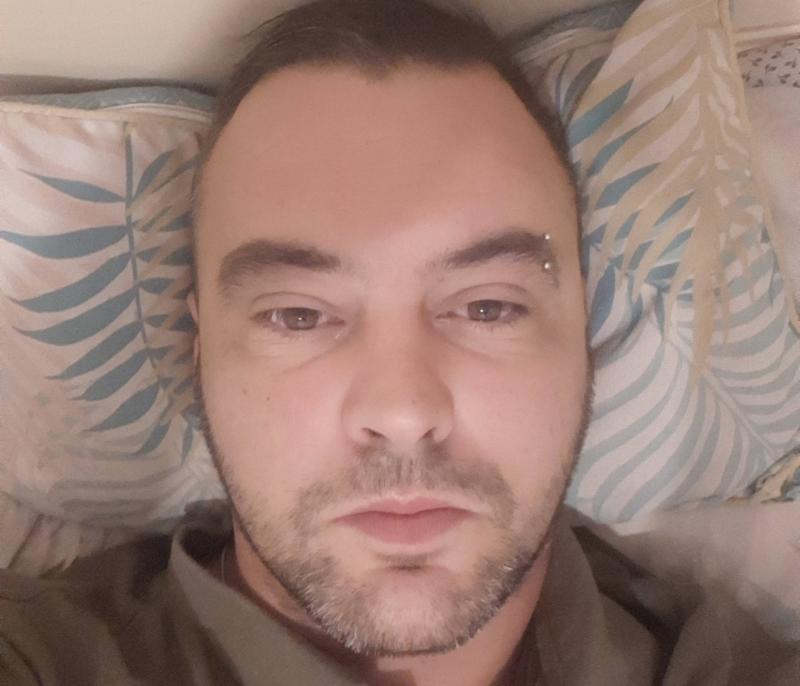 Yohan 37 ans Boulogne sur Mer