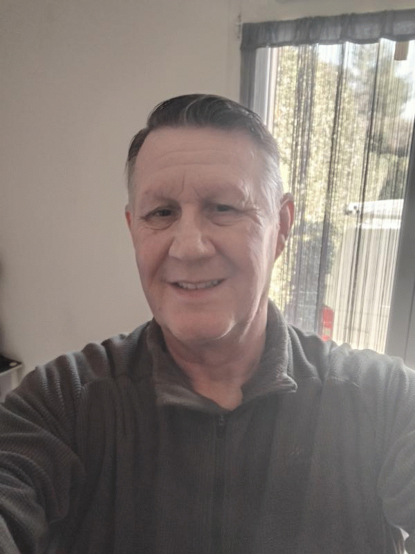 Patrick 66 ans Peypin