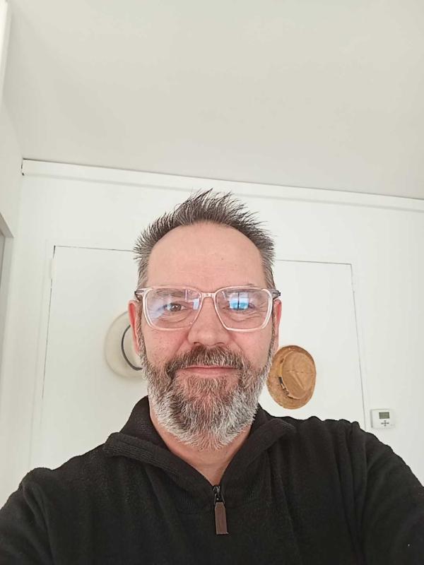 andre 52 ans Nîmes