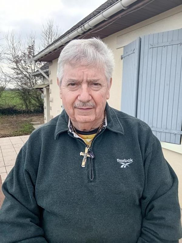 MICHEL 71 ans Droué