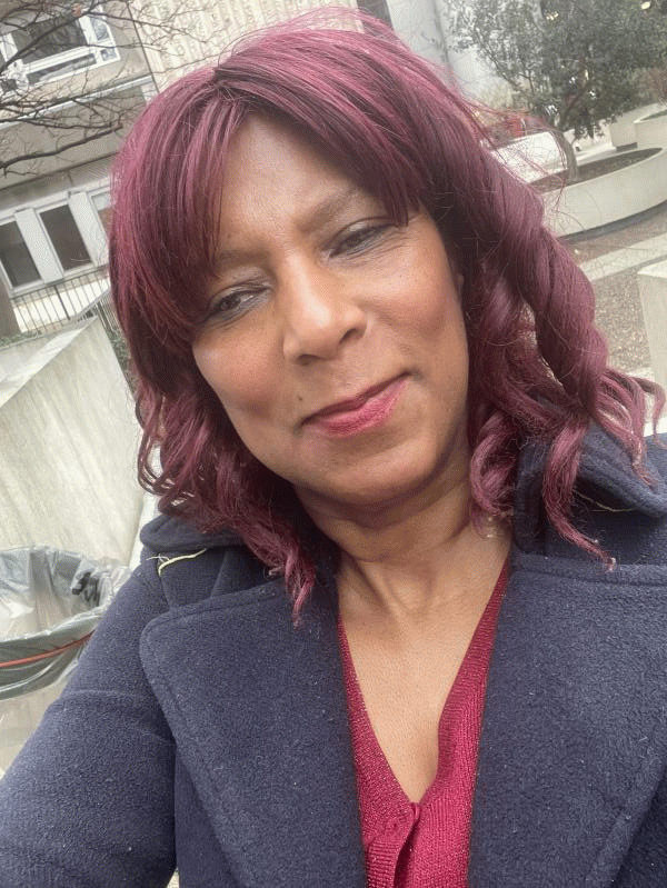 Flore 57 ans Arcueil