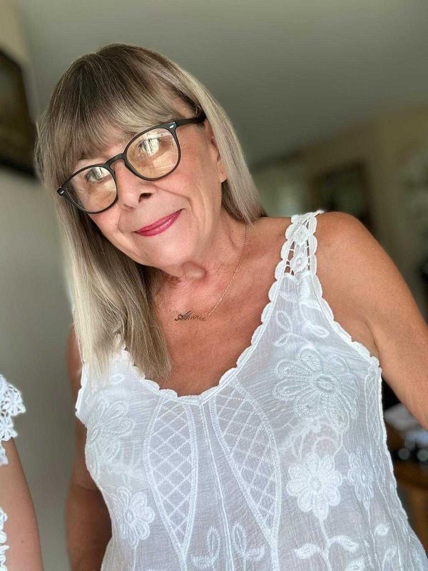 Nathalie  60 ans Saint Saulve