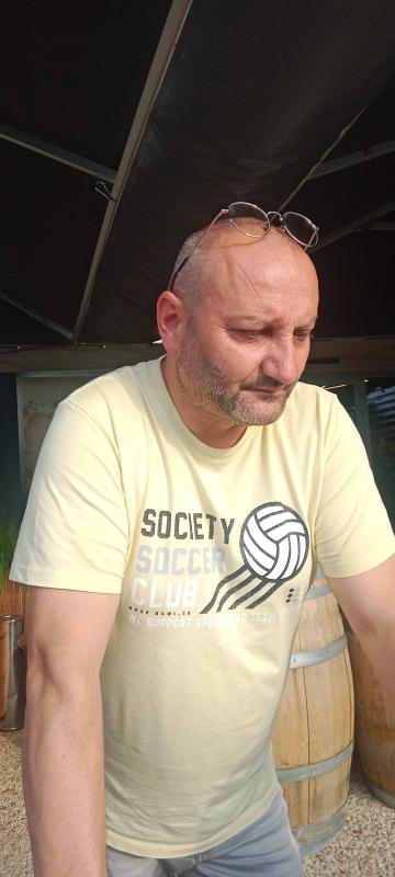 vio 49 ans Saint Même les Carrières