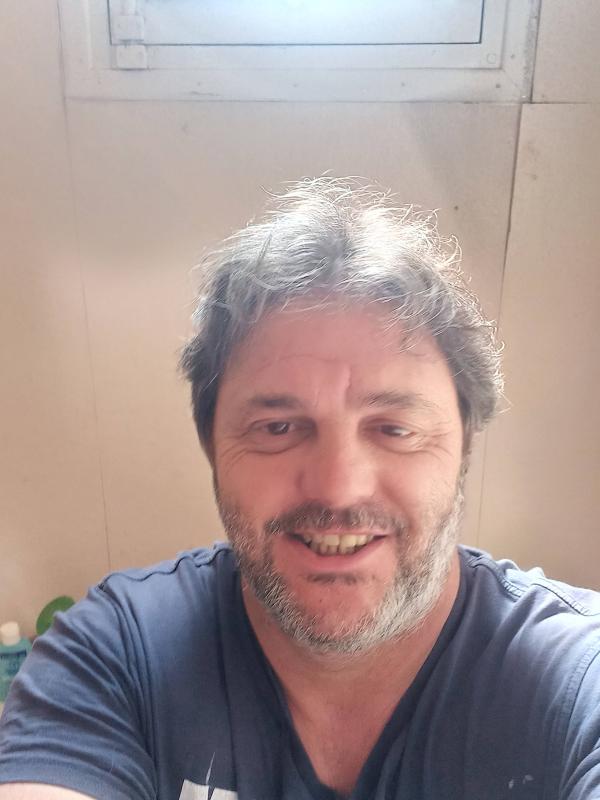 franck 48 ans La Barthe de Neste