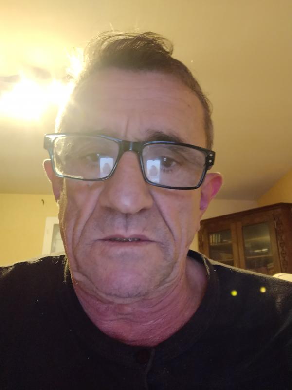 dominique 64 ans La Réole