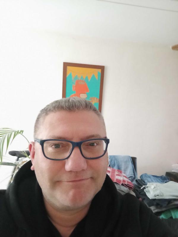 Cyril 52 ans Le Mans