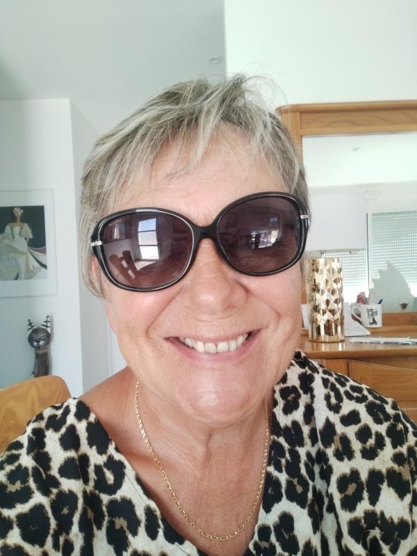 Marylène  64 ans Plouézoch