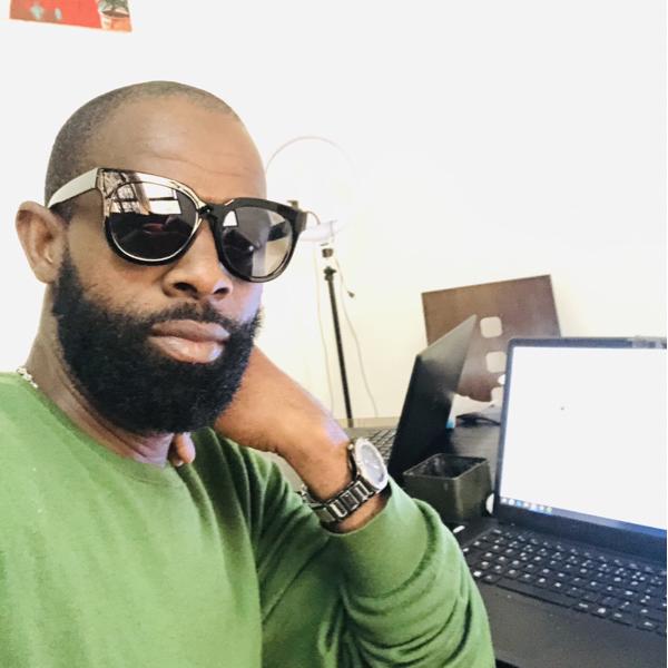 Fabrice. 41 ans Andert et Condon