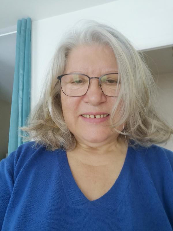 Mariana 64 ans Rennes