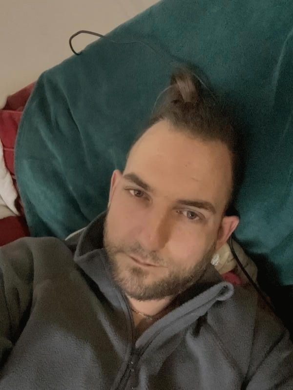 Alexis 35 ans Pont sur Yonne