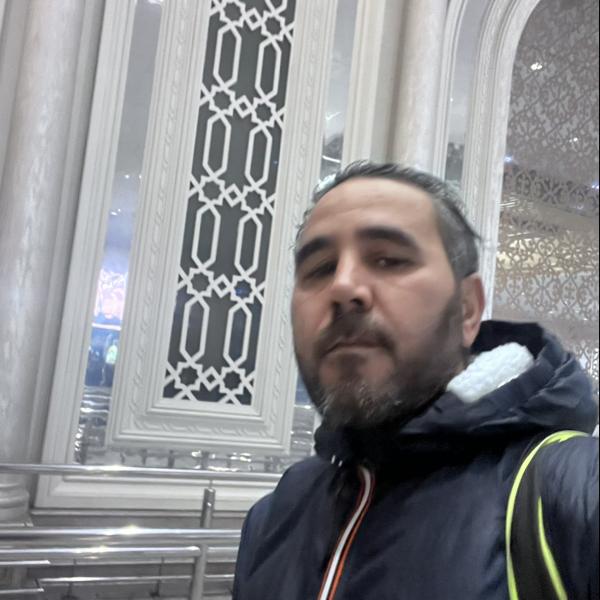 habibo 44 ans Ivry sur Seine