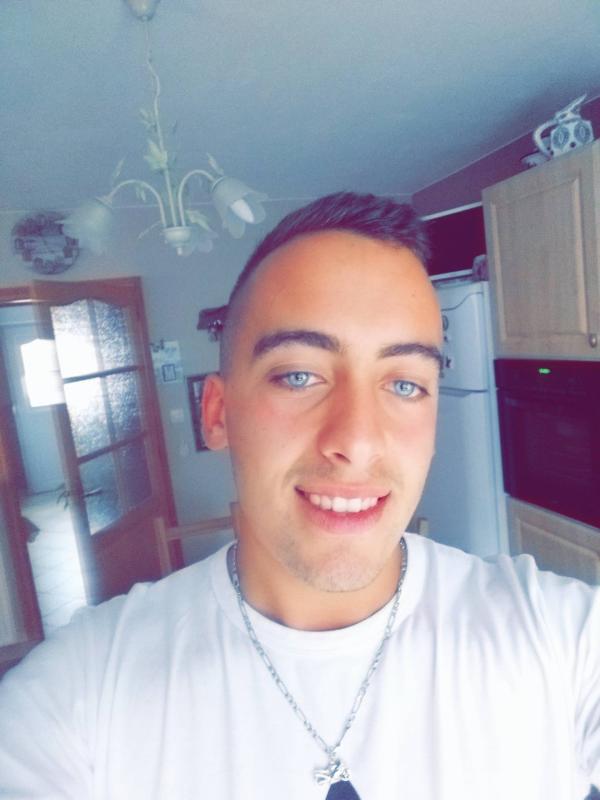 Florent 27 ans Enquin les Mines