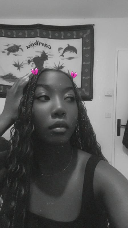 Sarah  26 ans Vandoeuvre lès Nancy