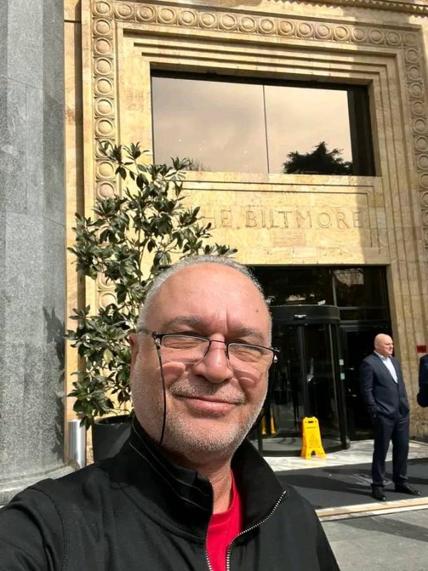 jean Paul 58 ans Ambutrix