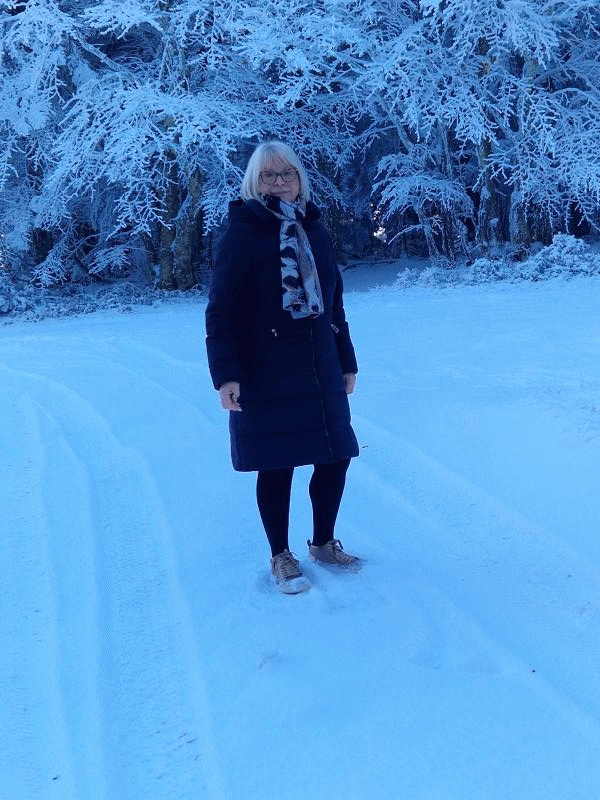 Mamie  73 ans Saint Étienne