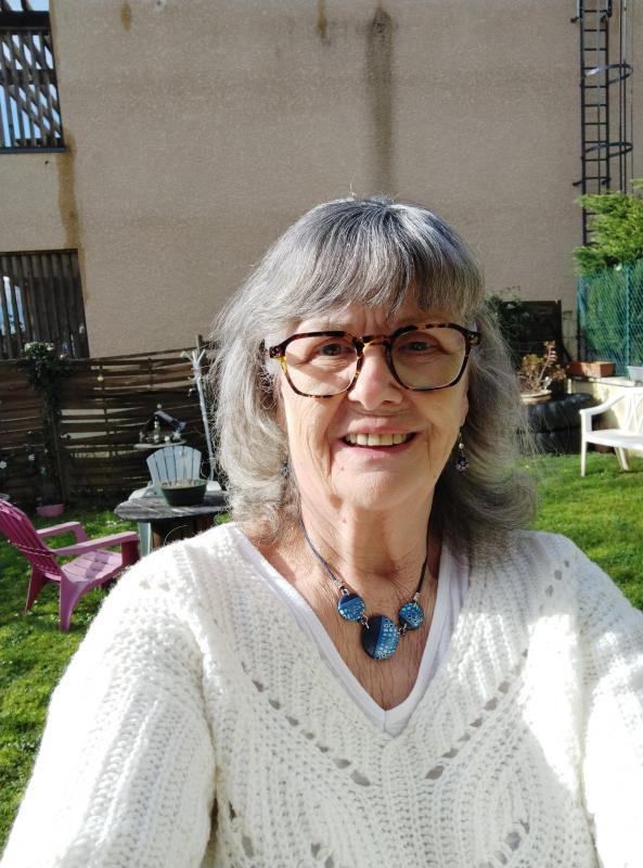 JACQUELINE  77 ans Luzinay