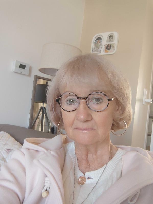 Elisabeth 65 ans Arras