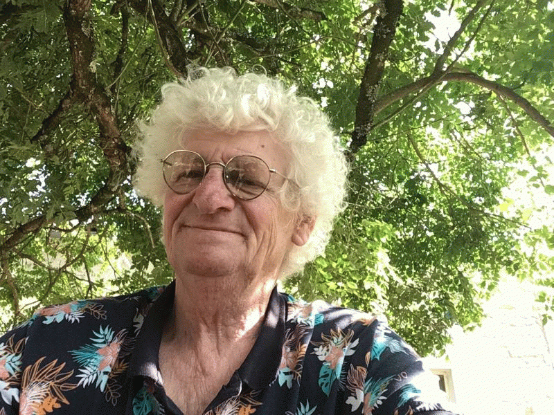 mimi 74 ans Jau Dignac et Loirac