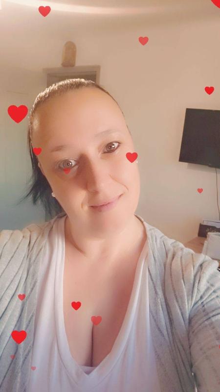 nanamix 41 ans Nîmes