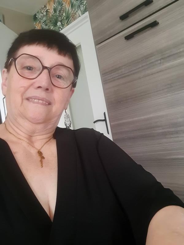 boubou 66 ans Leforest