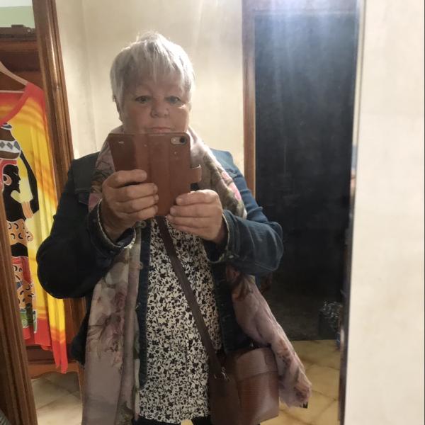 Marie-Claire 69 ans Bezouce
