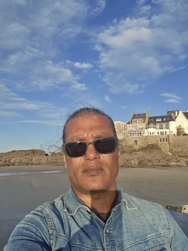 Abel 45 ans Saint Méen le Grand