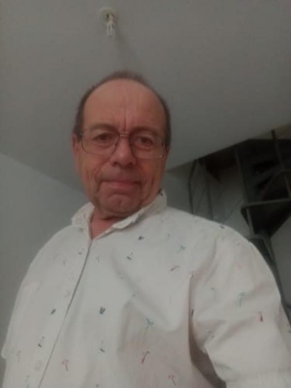 Philippe  66 ans Saint Laurent Blangy