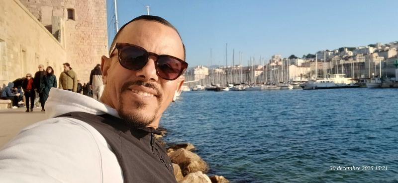 imado 42 ans Marignane