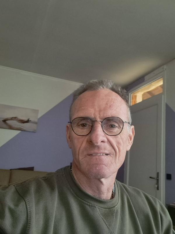 pascal 59 ans Charmoy