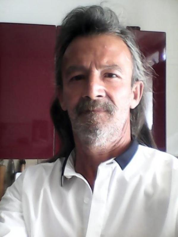 daniel 61 ans Saint Fort sur Gironde