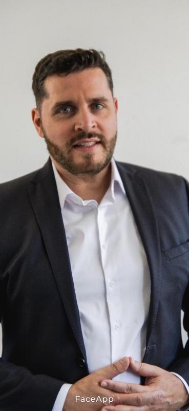 Foleyfrank 48 ans Servant