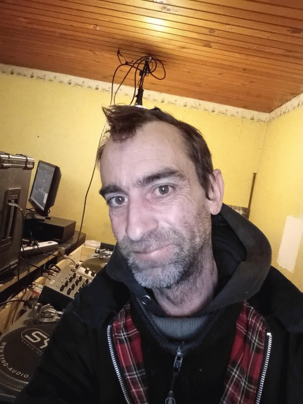 ERIC 42 ans Ploubazlanec