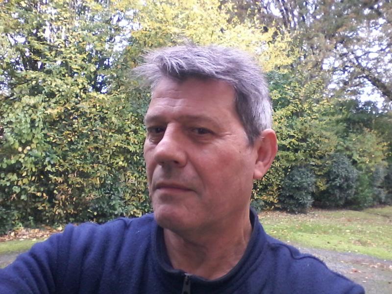 chris  57 ans Les Herbiers