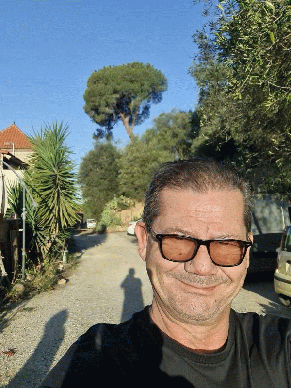 Fredericc 59 ans Pézilla la Rivière