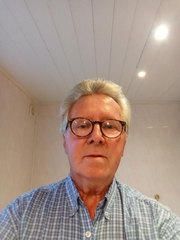 Dujardin Gaby  74 ans Château Salins