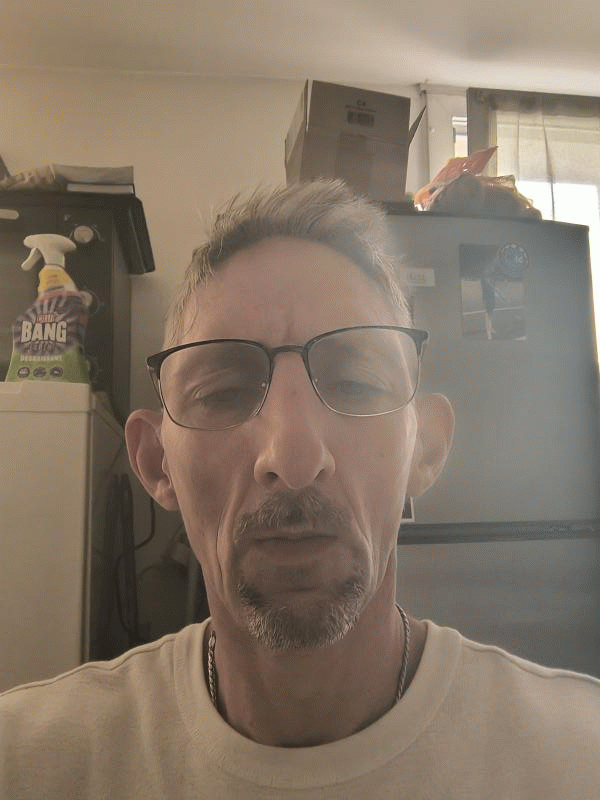 Idealiste  51 ans Reims