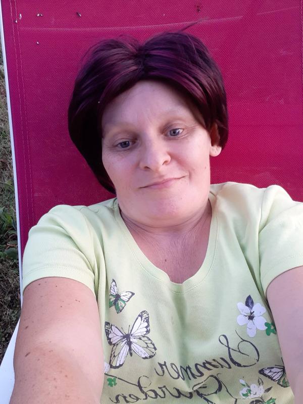 Marie-Laure 48 ans Hatten
