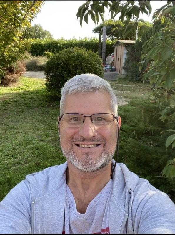 Herve 58 ans Villegouge