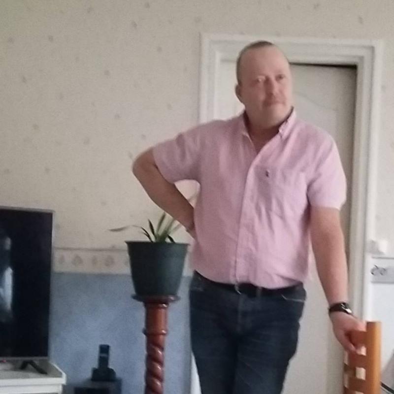 Pascal 69 ans Carrières sous Poissy
