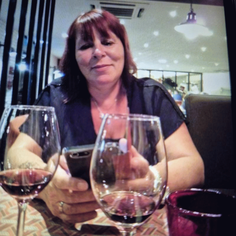 Valérie  60 ans Courlans