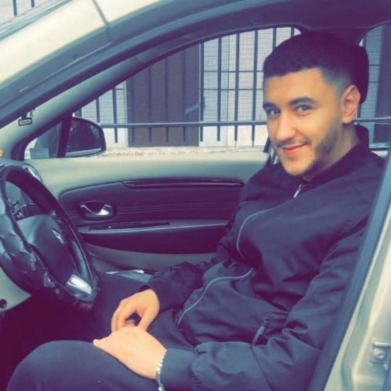 Anas 25 ans Romilly sur Seine